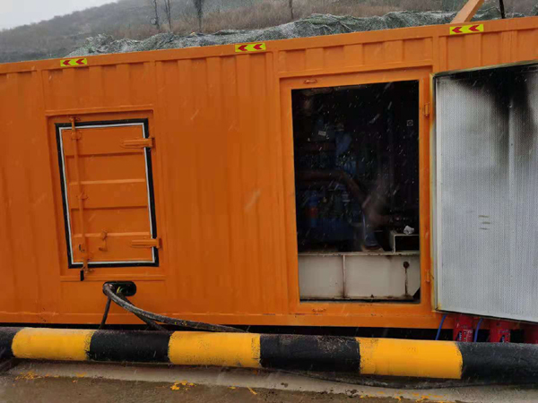 金门发电机出租 柴油发电机组电压低报警怎么办？