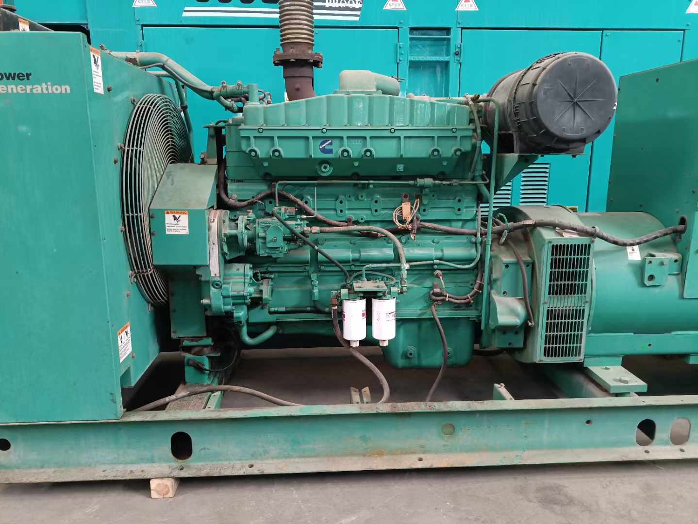 金门过载会对 600kW 柴油发电机组造成哪些损害?
