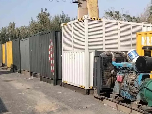 金门200KW柴油发电机机组每小时油耗是多少？
